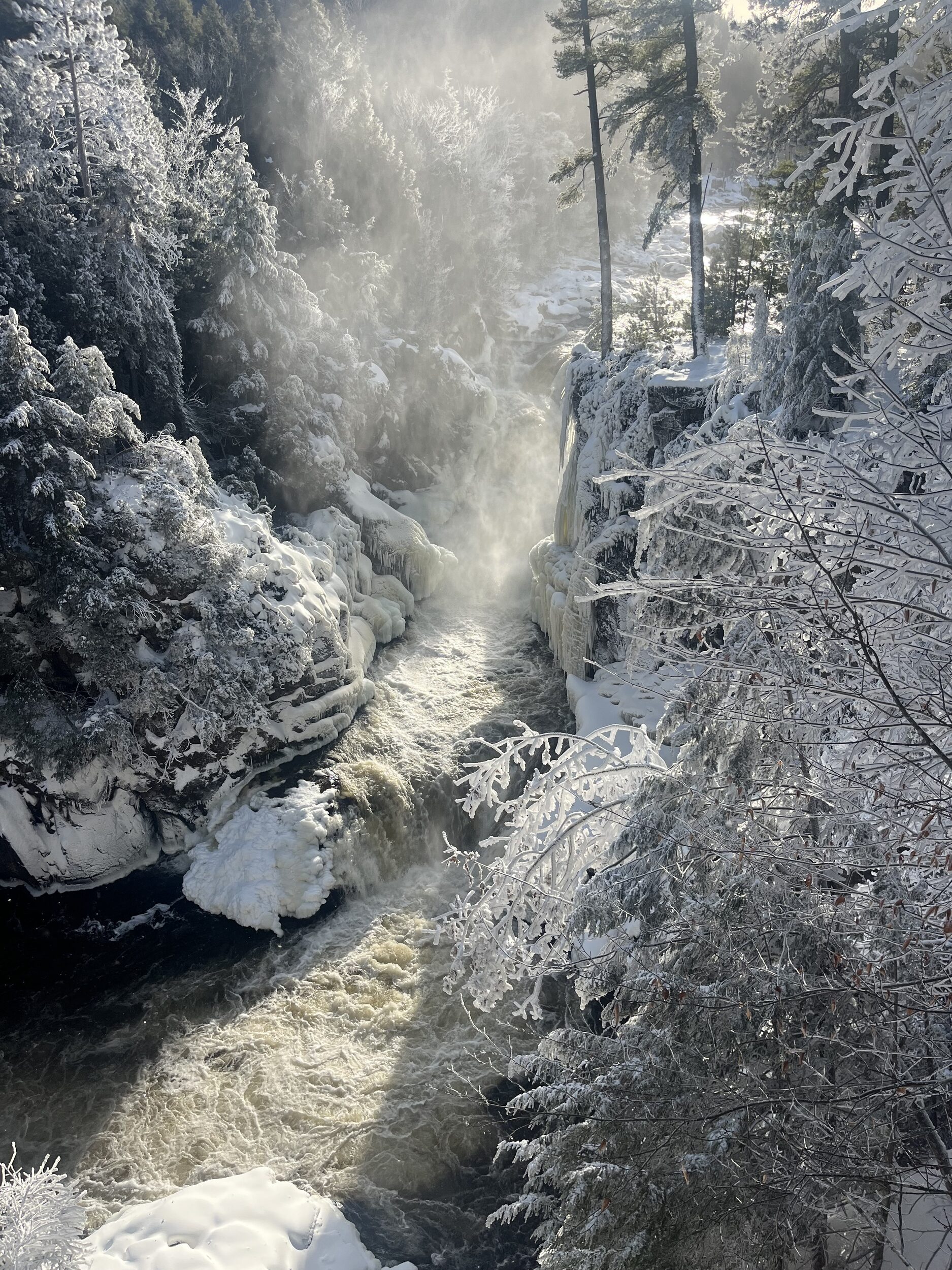 Captivating Photos – Parc Chutes Dorwin, Rawdon